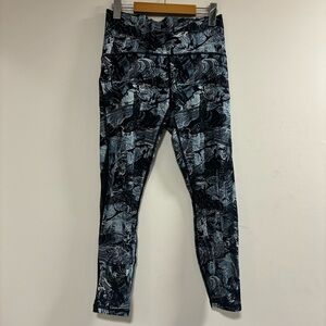 lululemon athletica Black and Gray Patterned cropped Leggings